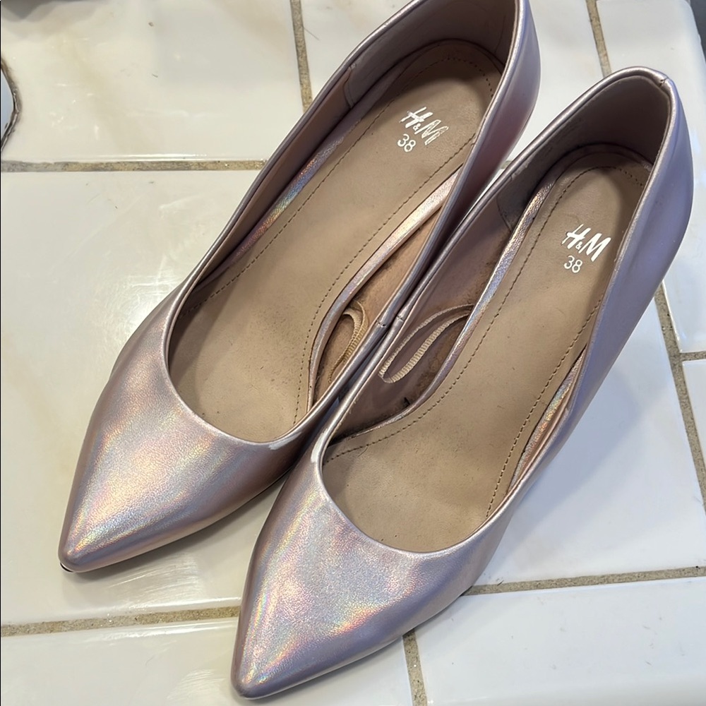 H&M Women's Shimmering Holographic Icy Pink 2 in heel Size 38
